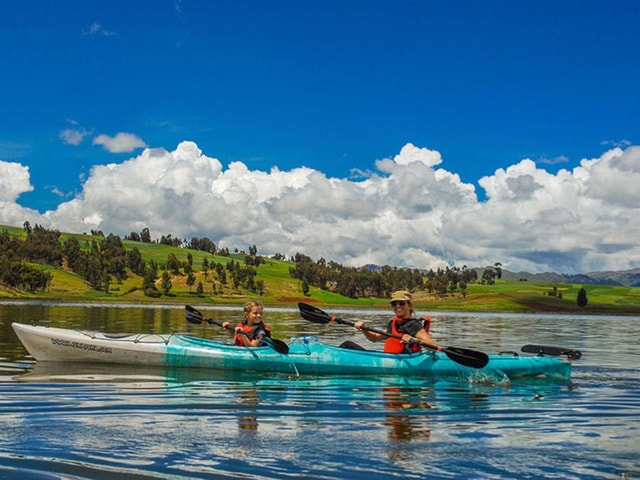 Cusco: Kayak Adventure on Huaypo Lagoon
