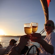 Lisbon Sunset Sailing – Small Group (max 10) Wine & History