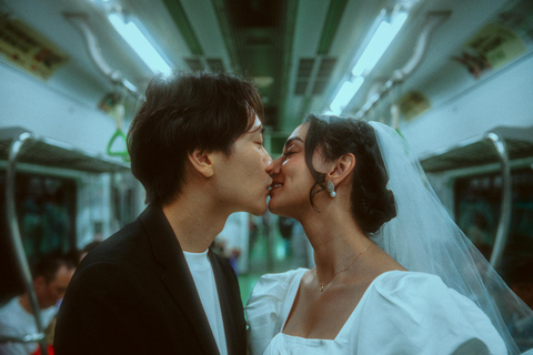 Seoul: K-Drama Style Couple Photoshoot