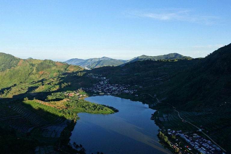 From Yogyakarta: Dieng Tour, Golden Sunrise &amp; Tea Plantation