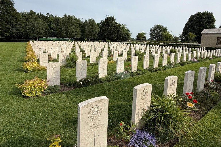 Paris: Normandy D-Day, Omaha Beach & American Cemetery Paris: Normandy D-Day Round-Trip Experience