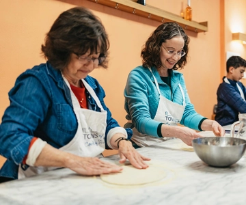 Florence: Pizza and Gelato Preparation Class