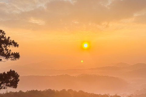 Dalat: Cloud Chasing packaged hike - Sunrise Pickup Included Group Packaged Tour - Free photo & video taken by tour guide