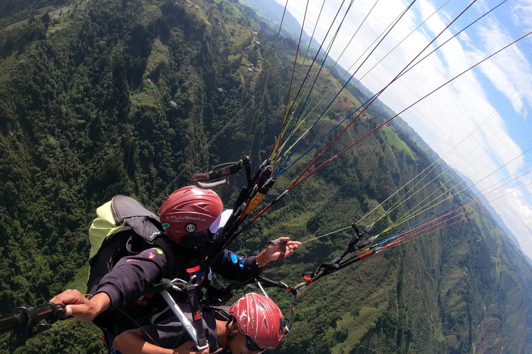 Paragliding near Medellin San Felix: Flying with GoPro Photos and Videos