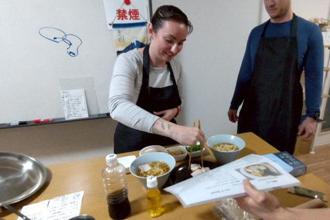 Osaka: Cooking Class Ramen & Gyoza Course in Nanba