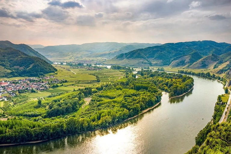 Vienna to Wachau Valley Day Tour – Krems, Dürnstein & Melk