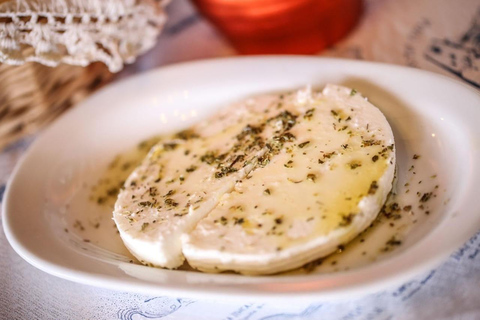 Santorini Highlights Tour with Authentic Greek Lunch