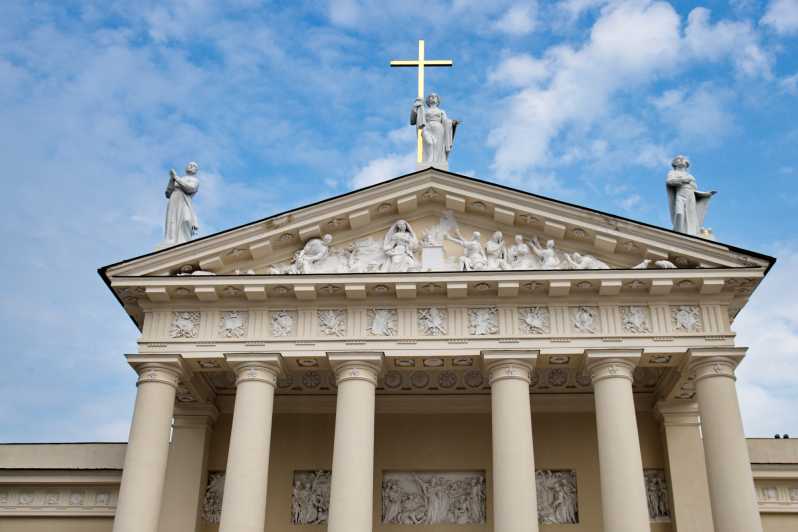 Vilnius: First Discovery Walk and Reading Walking Tour