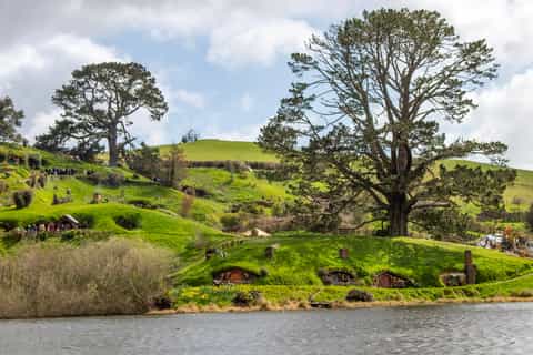 From Auckland: One-Way Tour to Rotorua via Hobbiton - Image 3