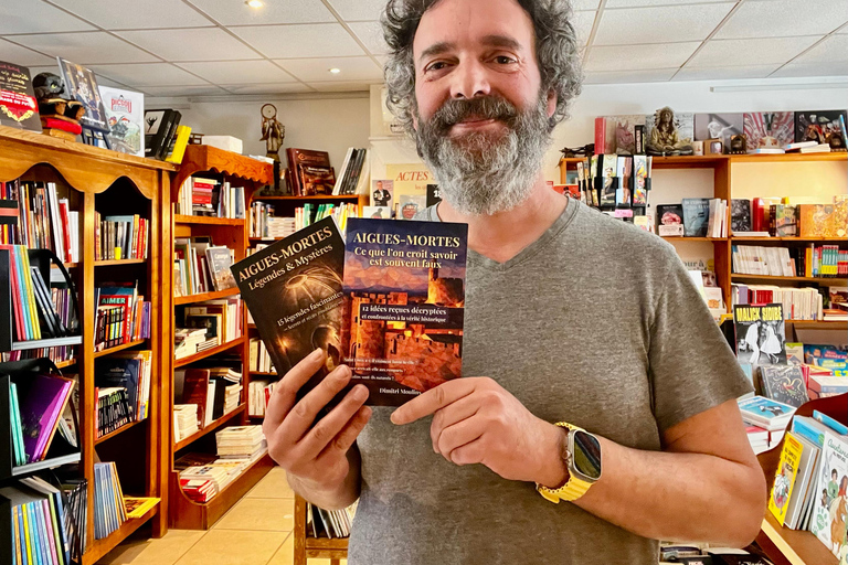 Aigues-Mortes: Everything is false! — an unusual guided visit and the true story Aigues-Mortes: Everything is fake! — unusual guided visit and true story