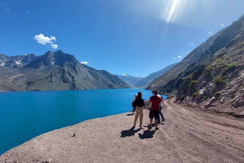 Santiago: Cajón del Maipo & El Yeso Reservoir Tour Shared Option