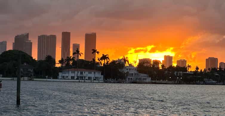 Miami Evening Boat Past Millionaire Homes on Water Taxi photo 13