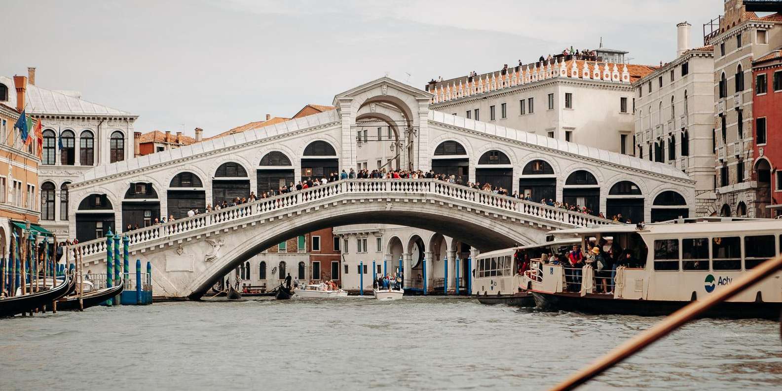 Welcome to Venice: St. Mark's Basilica \u0026 Gondola Ride | GetYourGuide, image size:1585x792
