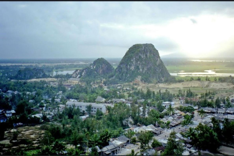 Von Hue nach/von Hoi An über den Hai Van Pass und die Goldene Brücke von BaNa HillPrivatauto Hue - Da Nang