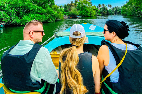 Madu River Boat Safari & Traditional Mask Workshop Visit Pick-up From: Hikkaduwa