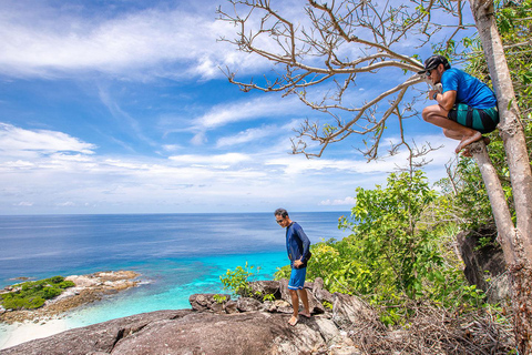 Phuket Dolfijn Zoektocht: Expeditie naar Racha &amp; Maiton eiland