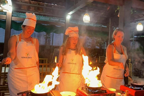 Vegetarian Cooking Class & Basket Boat from Hoi An