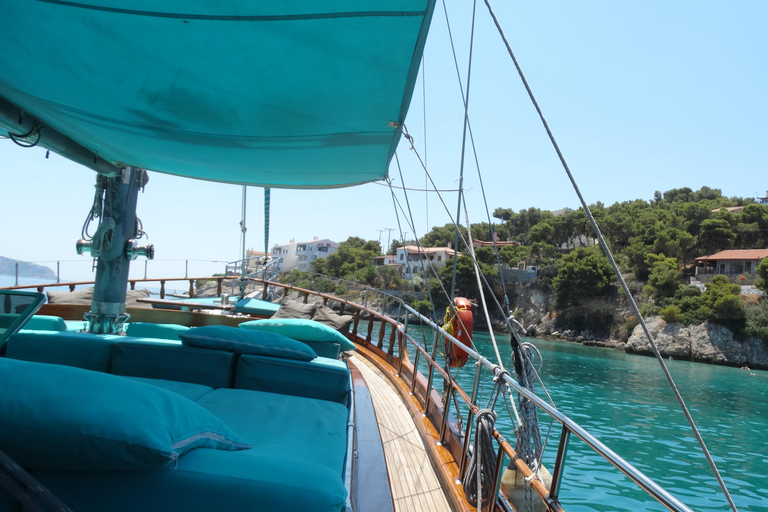 Agistri, Moni, and Aegina Sailing Yacht Cruise