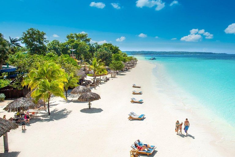 Montego Bay: Praia de Negril e tour no Rick&#039;s Cafe