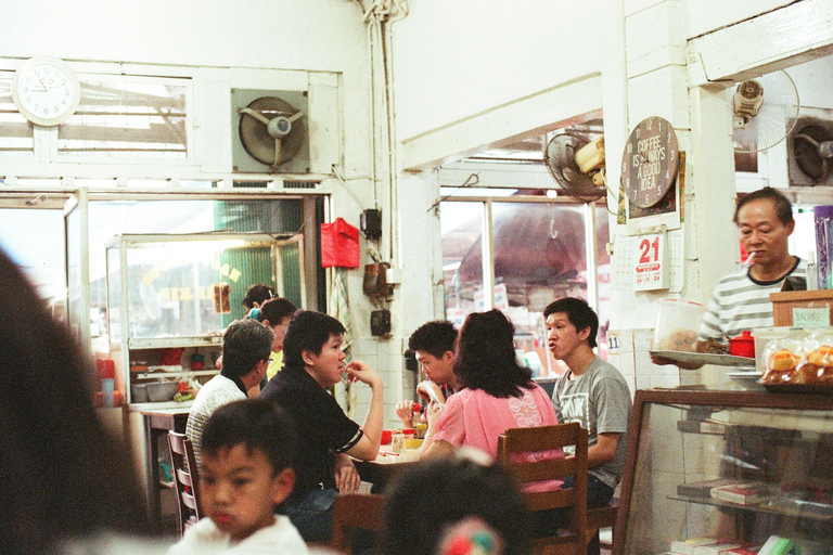Jakarta: Glodok Chinatown Morning Food Tour with 7+ Tastings