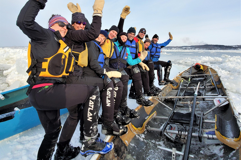 Ciudad de Quebec: Canoa sobre hielo con chocolate caliente y sauna