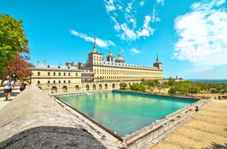 Von Madrid aus: Tagestour El Escorial, Tal und Segovia