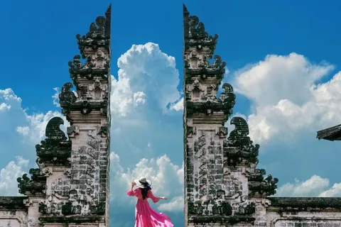 Bali : Temple de Lempuyang, Tirta Gangga et Goa Lawah Tour