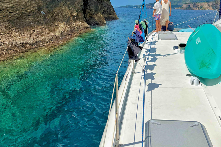 Shared Tour Catamaran Sailing: Vila Franca Islet & Beaches