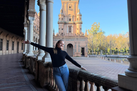 Photo Tour in Seville: a photo session in the most beautiful spots Photo Tour in Seville: a photo shoot in the most beautiful spots