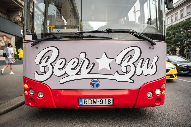 Budapest: BeerBus Sightseeing Tour with unlimited beer