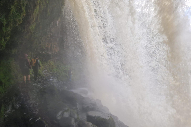 Excursión guiada de un día a las 4 cascadas de Breacon Beacons desde Cardiff