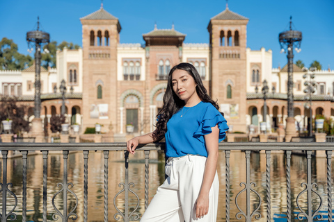 Seville: Professional Photoshoot at Plaza de España Premium 2 Locations 45 Mins | 45 Photos