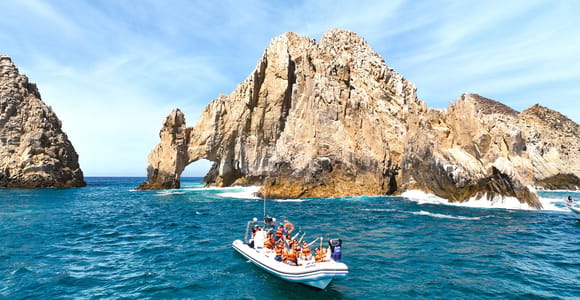 Los Cabos: Arch Tour by Speedboat and Camel Ride on the Beach