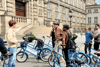 Copenhagen: 1.5-Hour City Highlights Bike Tour