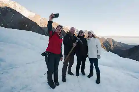 Franz Josef: Scenic Heli Flight & Exclusive Glacier Landing