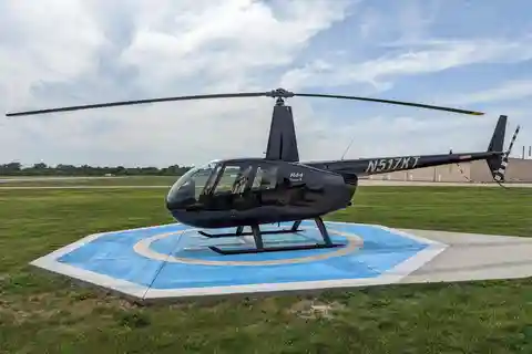 30 Minuten Downtown Detroit Helicopter Tour mit Guide