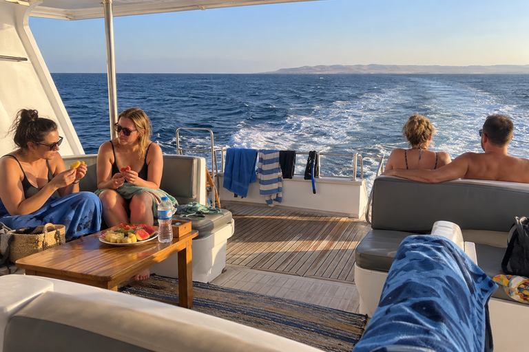 Marsa Alam: Sataya Dolphin House Snorkeling Trip with Lunch