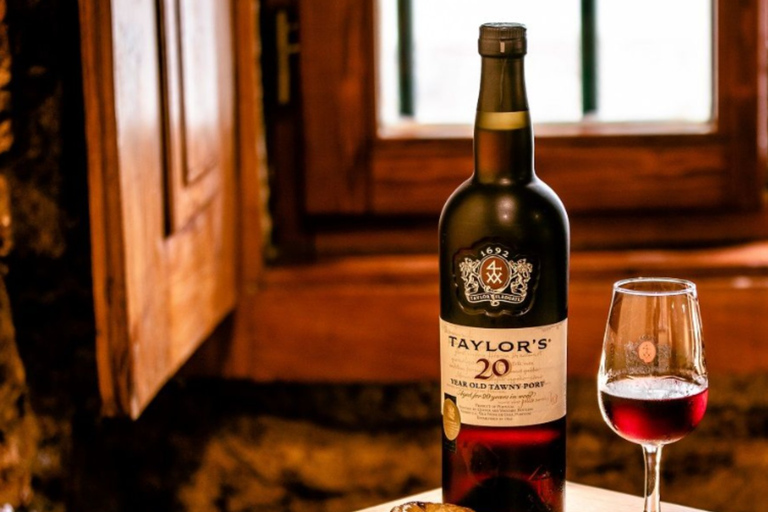 Lisbona: Degustazione di vino Porto presso il Taylor&#039;s Shop and Tasting Room