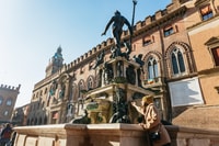 Bologna, City Center Walking Tour - Hizvo