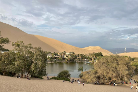 Lima: Transfer + Paracas + Huacachina + Sandboarding + Buggy