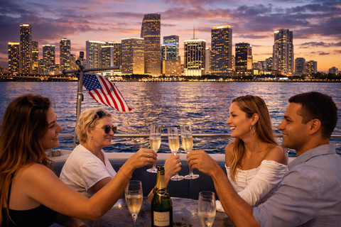 Miami: Unlimited Prosecco Cruise with Skyline Views