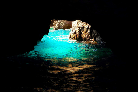 Au départ de Sorrente : Croisière à Capri avec baignade et Prosecco