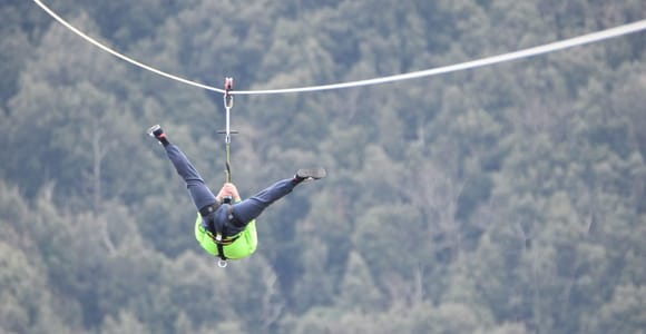 Adrenaline in Sicily: fly with the zipline and Europe&#39;s highest giant swing