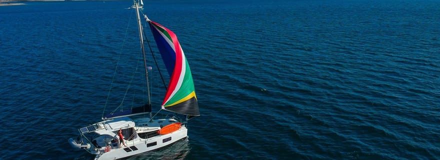La Paz : catamaran privé ou sloop avec nourriture et boissons incluses