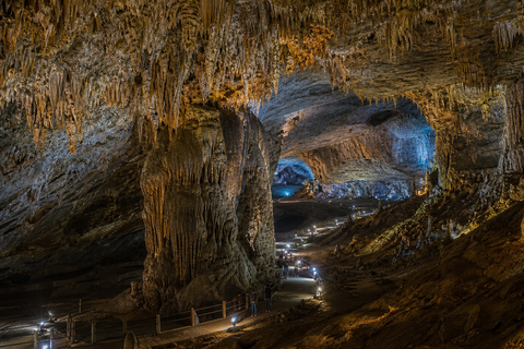 Yangshuo Ticket: Ruyi Peak, Silver Cave, Yulong River & More Li River Bamboo Raft Round Trip with Shuttle