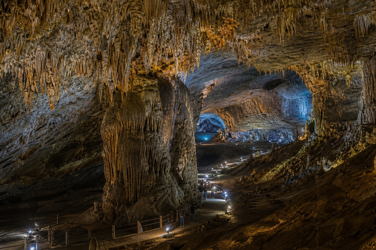 Yangshuo Ticket: Ruyi Peak, Silver Cave, Yulong River & More Li River Bamboo Raft Round Trip with Shuttle