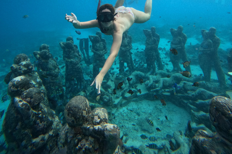 Bali to Gili Trawangan: Day Trip with Snorkeling & Lunch