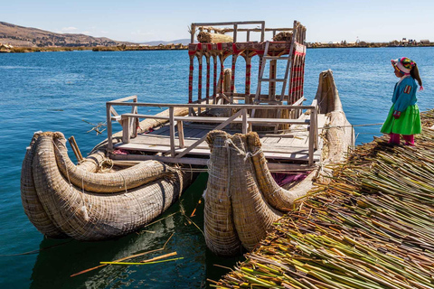 Ganztagestour zum Titicacasee in Puno mit typischem Mittagessen