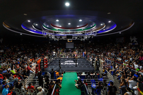 Chiang Mai: VIP Muay Thai Night with Free Drinks