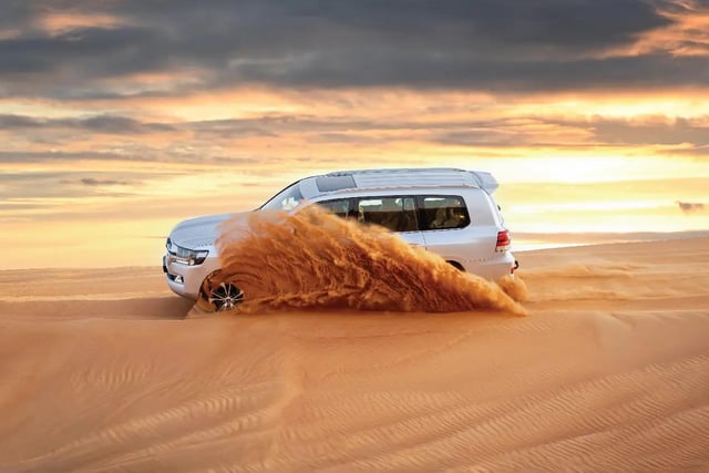Dubaï : safari dans le désert avec dîner barbecue VIP, quad en option